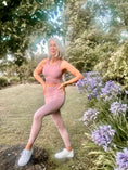 Load image into Gallery viewer, Fitness Pocket Leggings [Final Sale]
