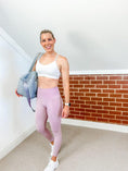 Load image into Gallery viewer, Fitness Pocket Leggings [Final Sale]
